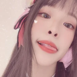 妲妲咬果凍