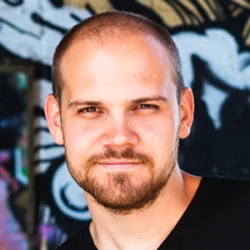 DJTechMo