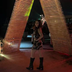 Carlagiuliana_